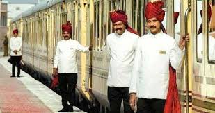 Five Things You Should Know about Palace on Wheels