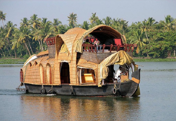 Ideas for Honeymoon and Romance in Kerala
