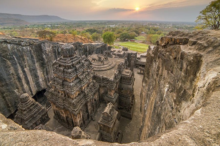 Aurangabad: Rock of Ages