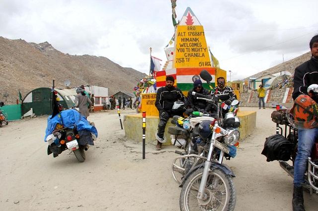 Chang La Pass in Ladakh is the highest pass after Khardung La Pass
