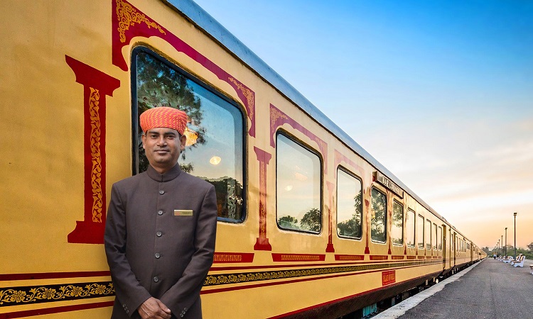 Palaces on wheels - Luxury Train