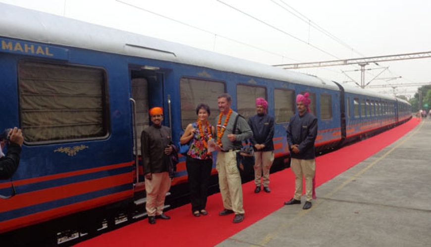 Royal Rajasthan aboard 2 Palaces on Wheels