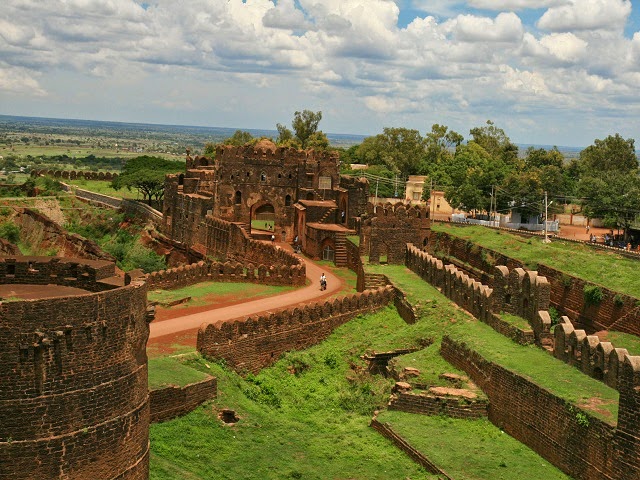 Places to Visit in Bidar Bidar Fort, Karnataka