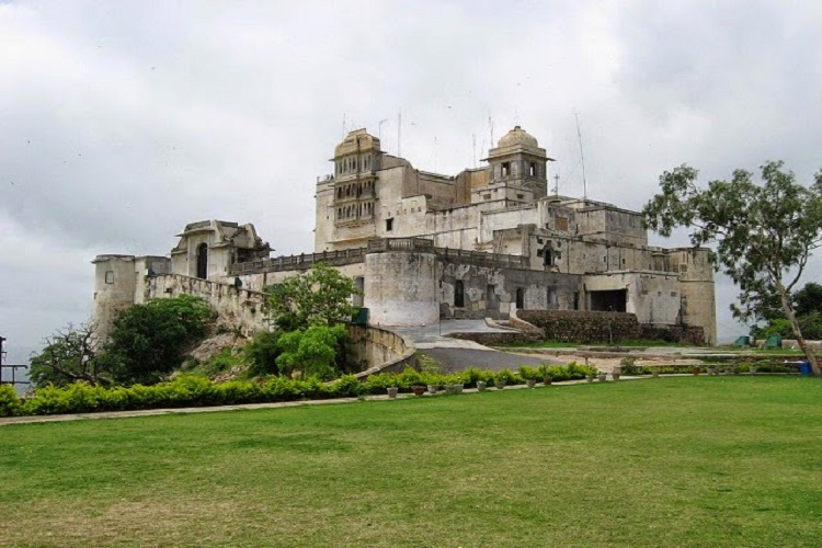 Monsoon Palace in Udaipur, Rajasthan