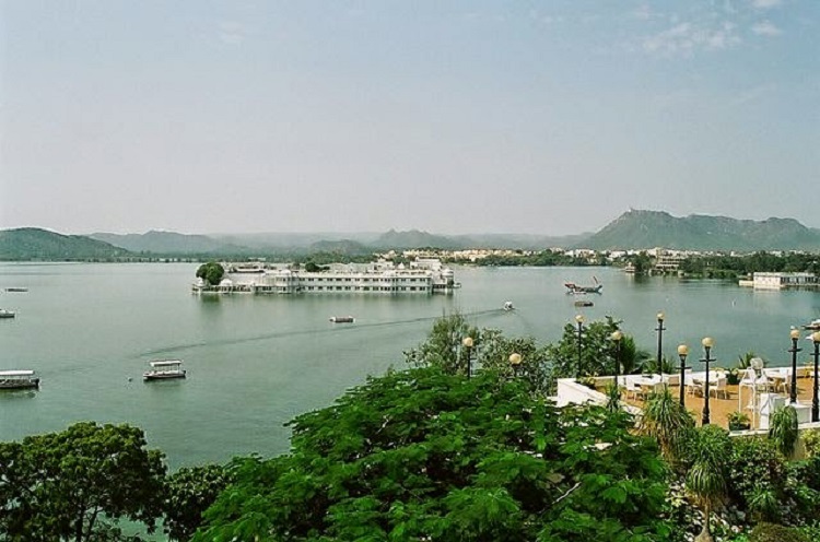 Lake Pichola - One of the Best Lake attached Heritage Hotel in Udaipur,Rajasthan