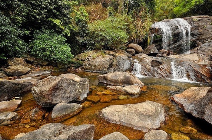Lakkam Waterfalls in Munnar