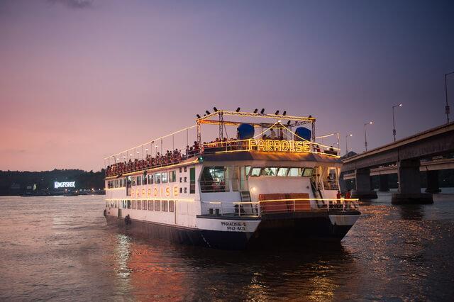Top 12 River Cruises In India For Your Next Vacation!