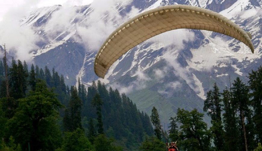 Tandem Paragliding, Solang Valley