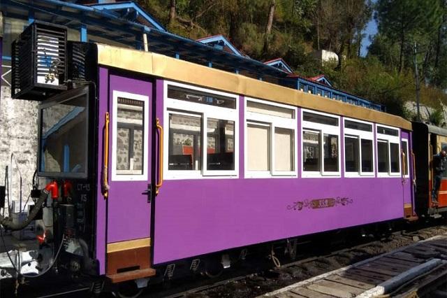 Kalka-Shimla rail gets its first glass-roof Vistadome coach