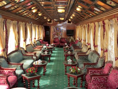 Guest Lounge Palace on Wheels
