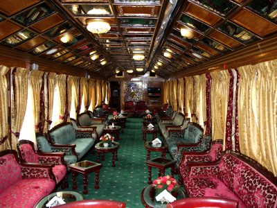 Lounge Palace on Wheels