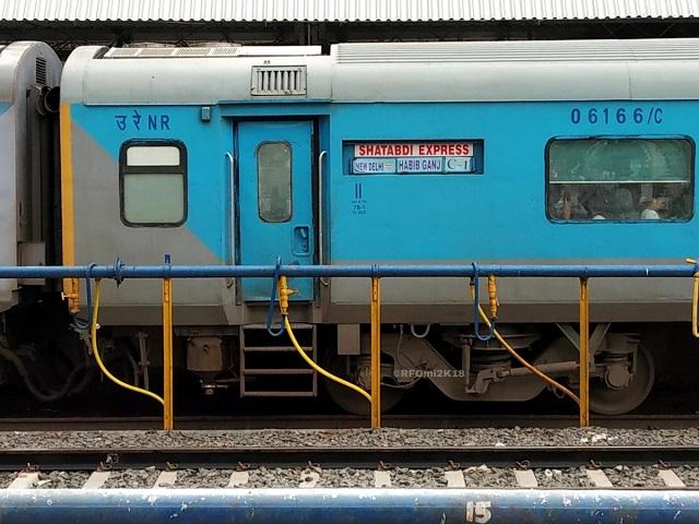 Habibganj (Bhopal) - New Delhi Shatabdi Express