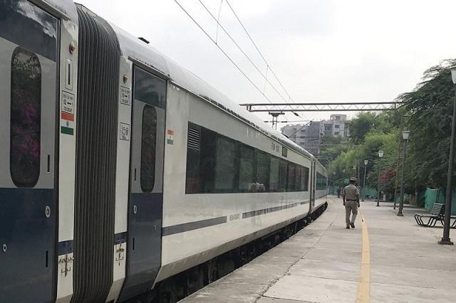 Vande Bharat Express: The specious windows of Delhi-Katra Vande Bharat Express with special protection system to avoid damage from stone-pelting offers panoramic views.