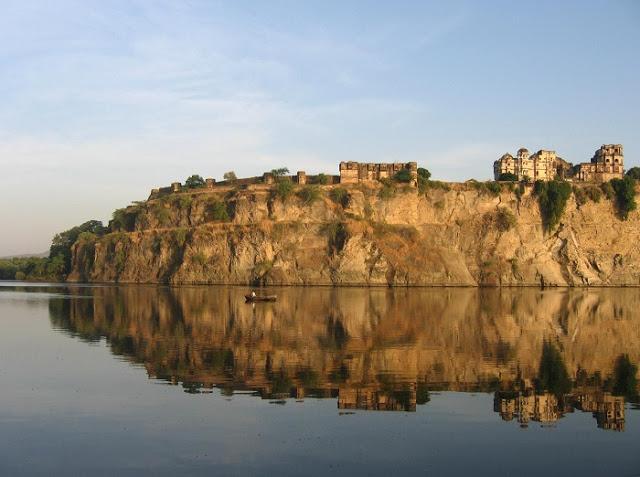 Bhainsrorgarh