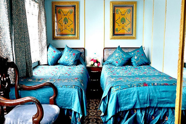 PALACE ON WHEELS DELUXE CABINS