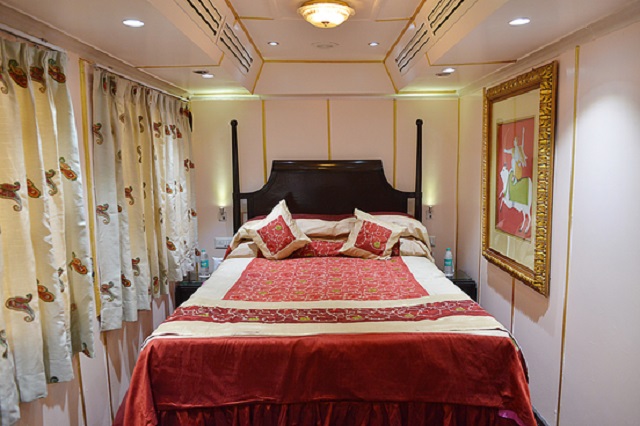 palace on wheels super deluxe cabin